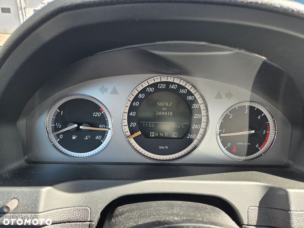 Mercedes-Benz Klasa C 220 CDI DPF Automatik Avantgarde - 18
