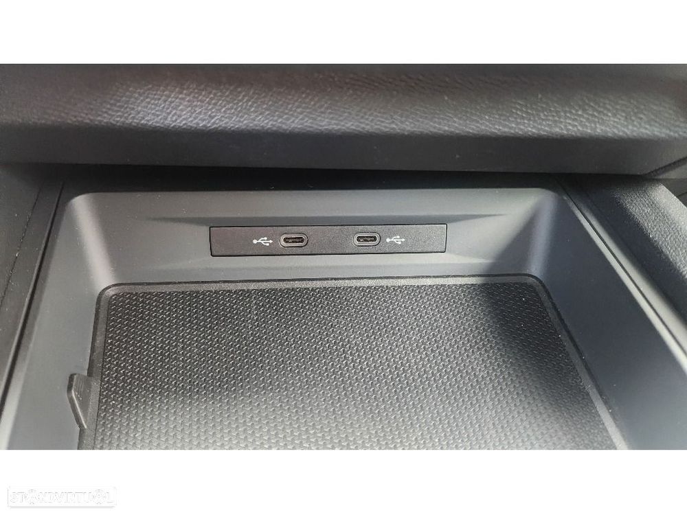 SEAT Leon ST 2.0 TDI FR DSG - 23