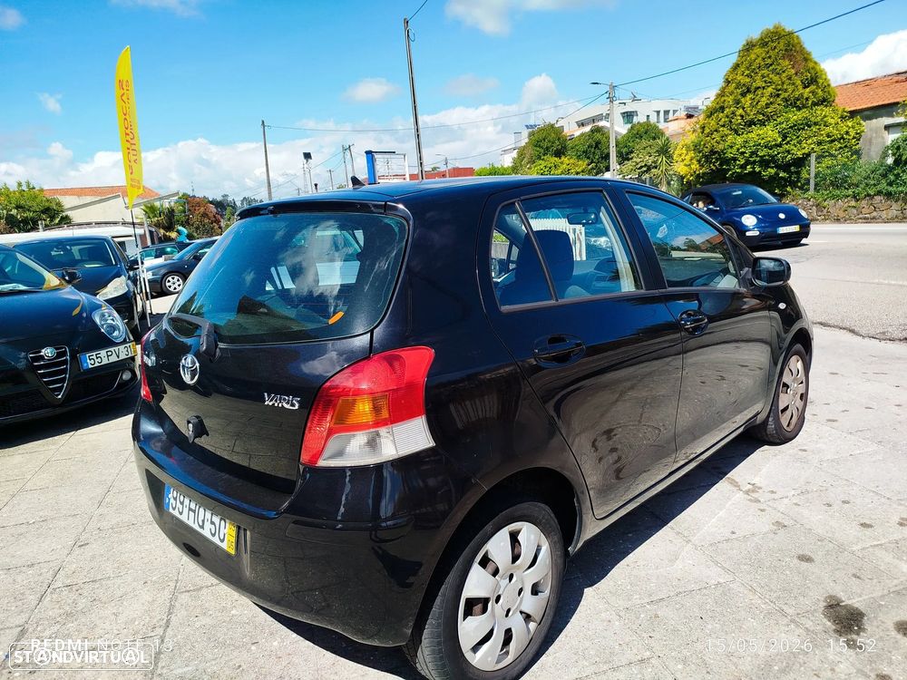 Toyota Yaris 1.0 VVT-i AC Manual - 2