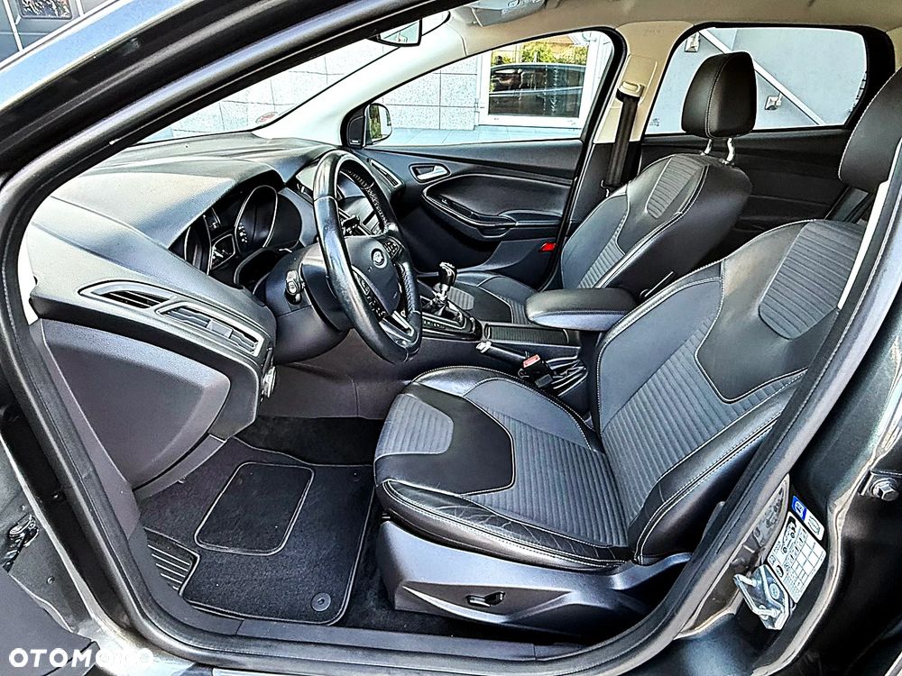 Ford Focus 2.0 EcoBlue ST-Line Business - 18