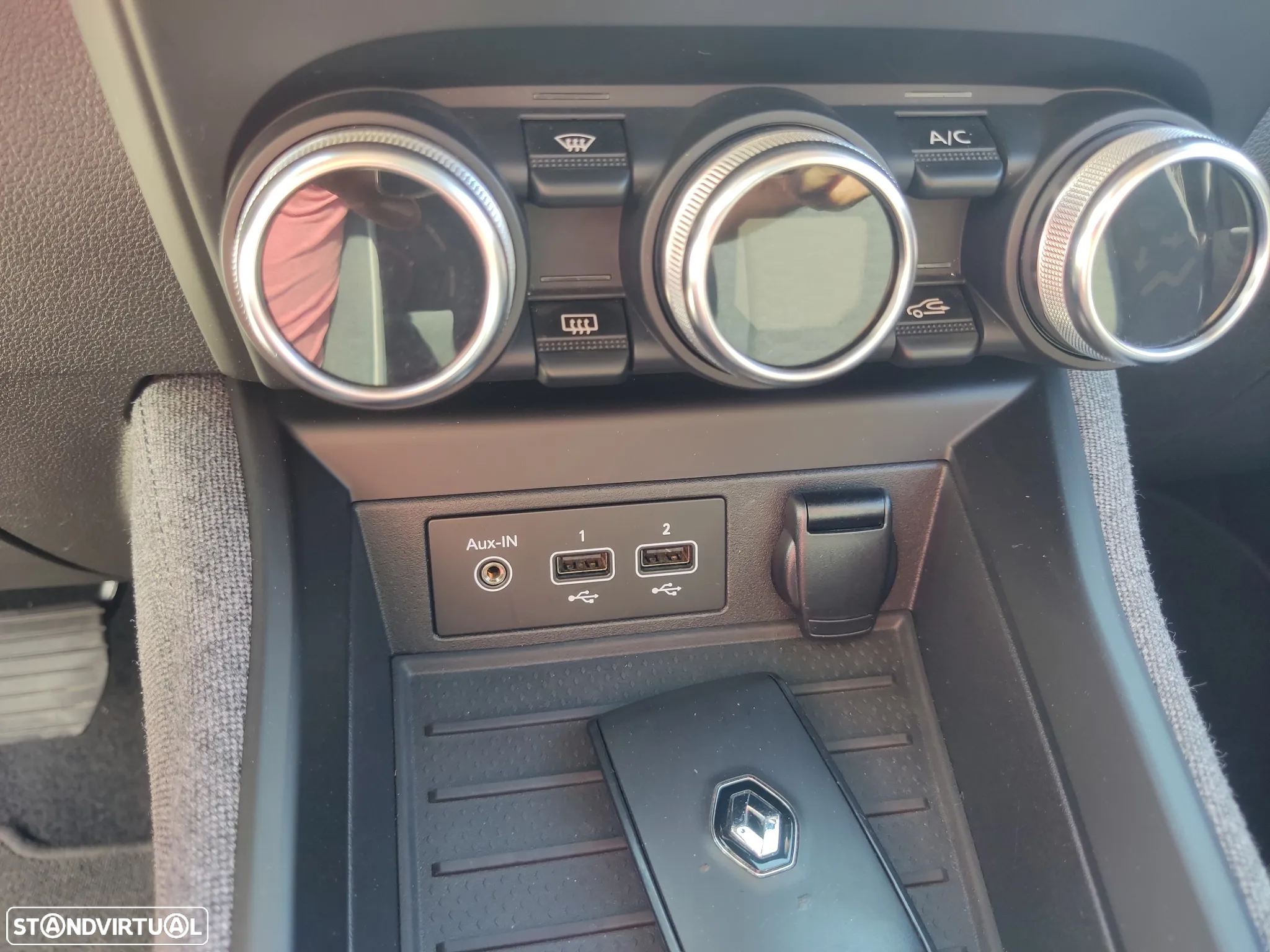 Renault Zoe (c/ Bateria) EV50 110hp Evolution - 28