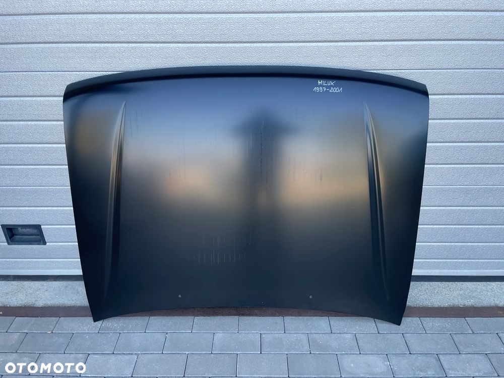 MASKA TOYOTA HILUX  1997-2001 - NOWA - 1