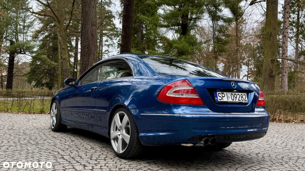Mercedes-Benz CLK - 13
