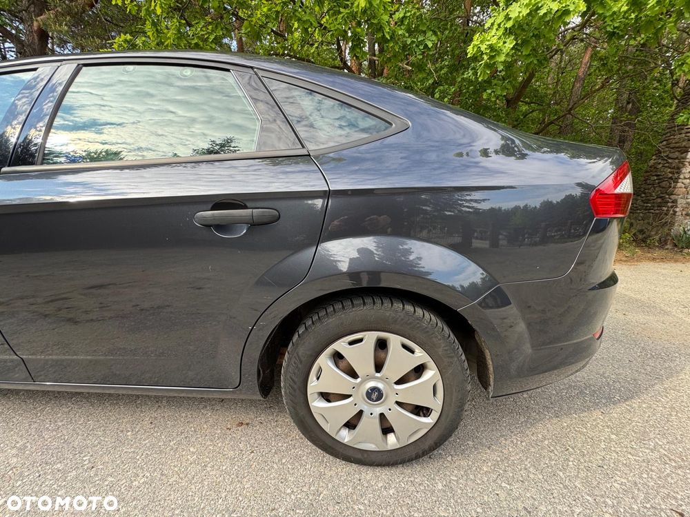 Ford Mondeo - 9
