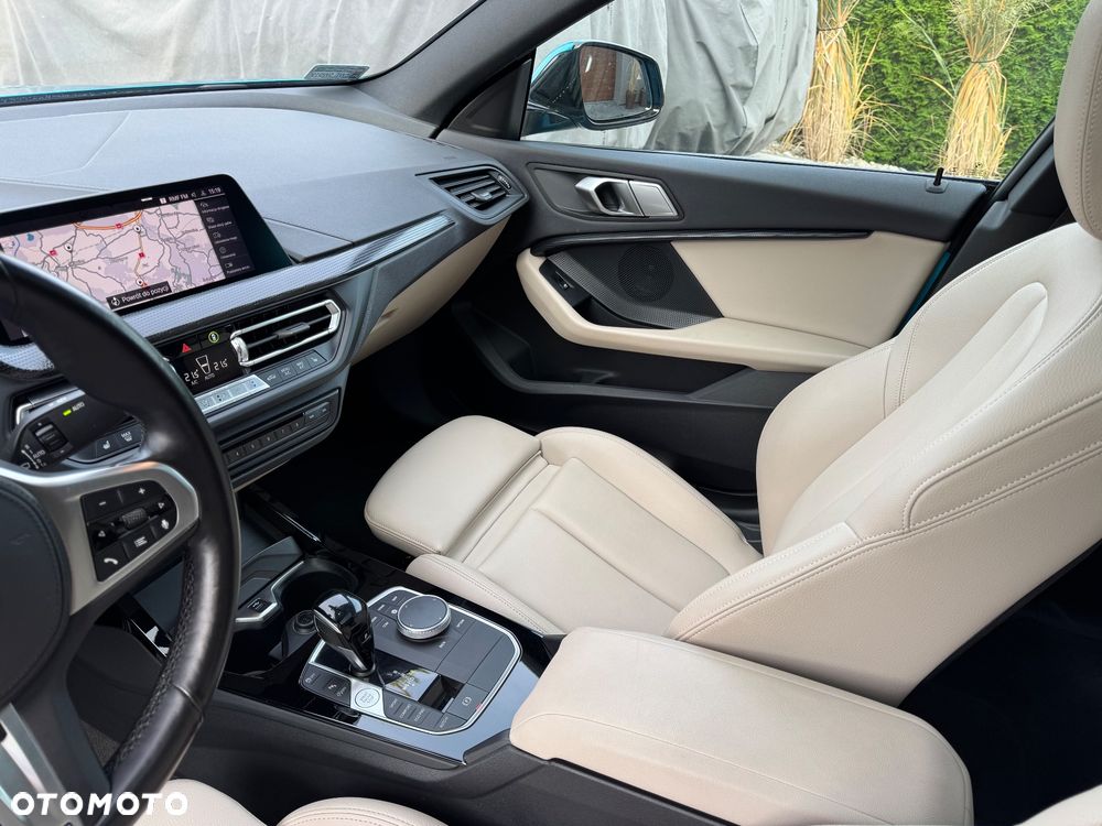 BMW Seria 2 220i xDrive M Sport - 15