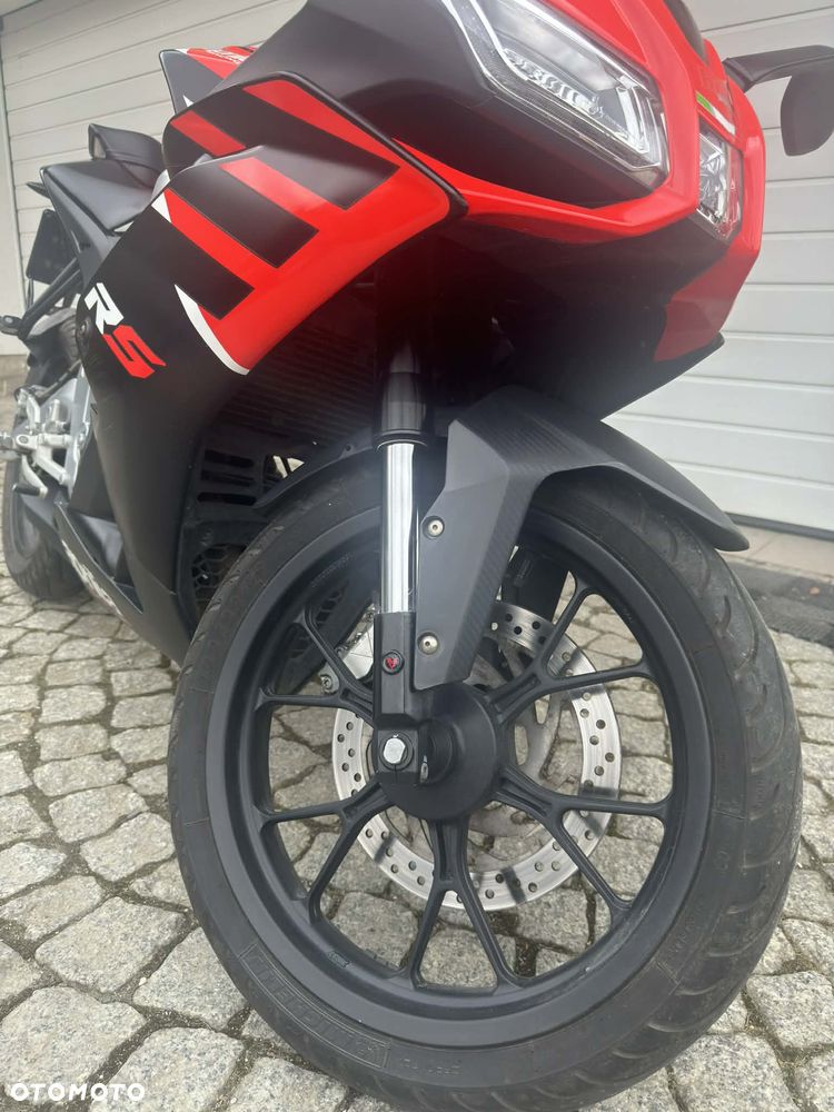 Aprilia RS - 9