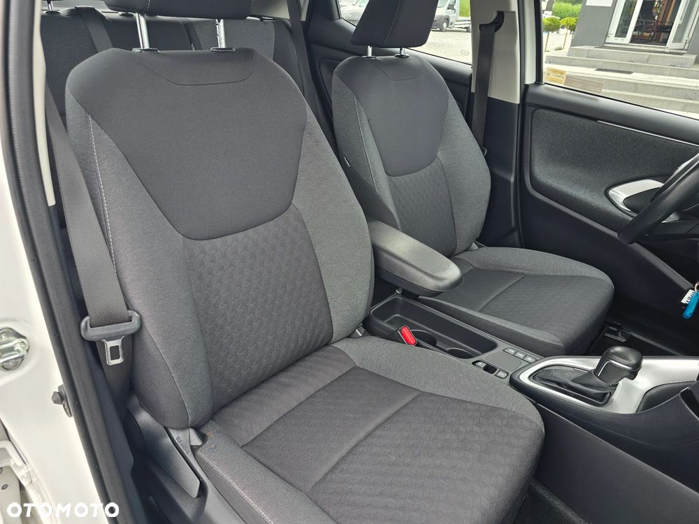 Toyota Yaris Hybrid 1.5 Comfort - 23