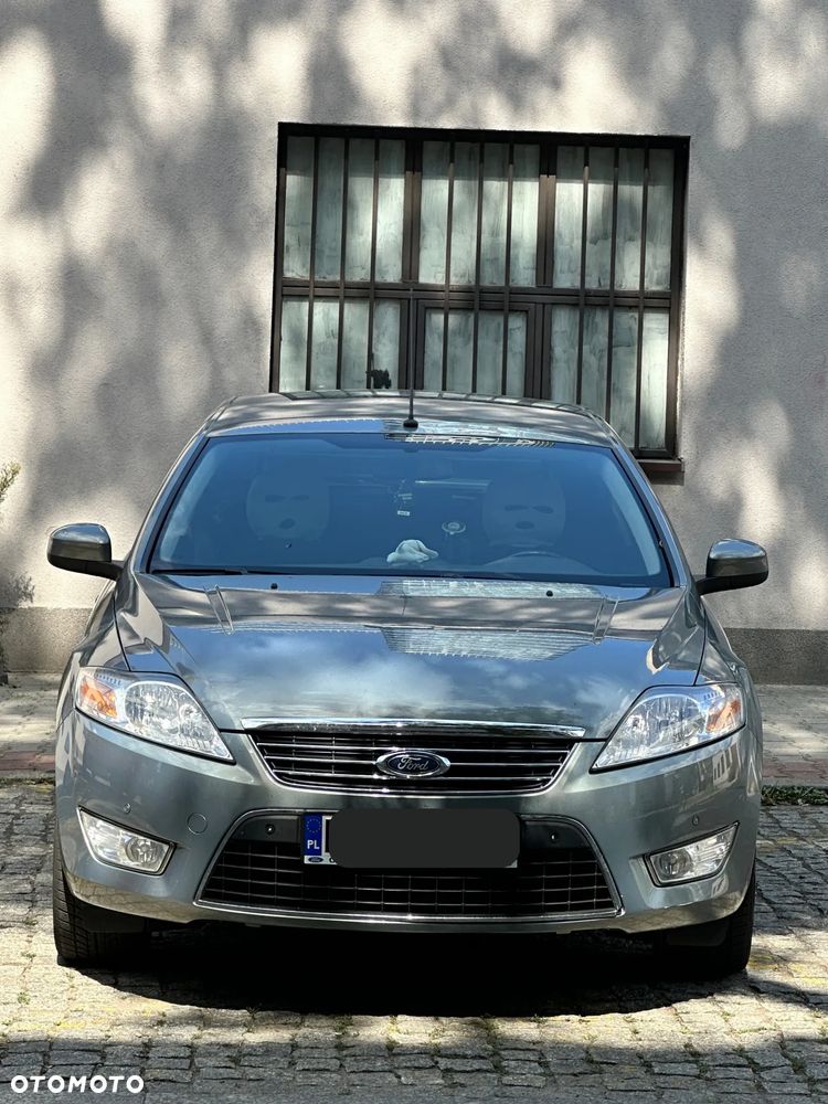 Ford Mondeo 2.3 Ghia - 8