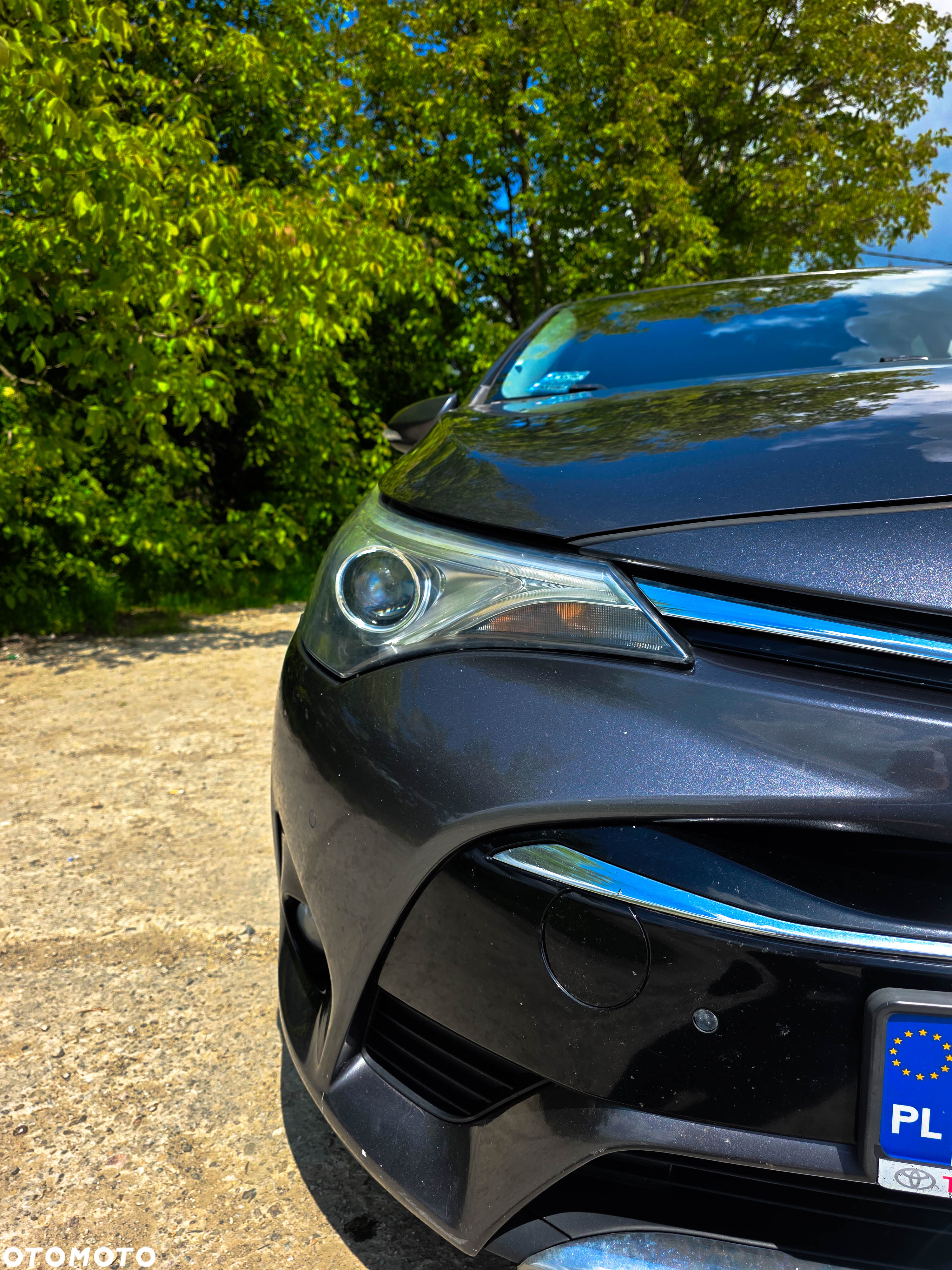 Toyota Avensis 2.0 D-4D Premium - 12