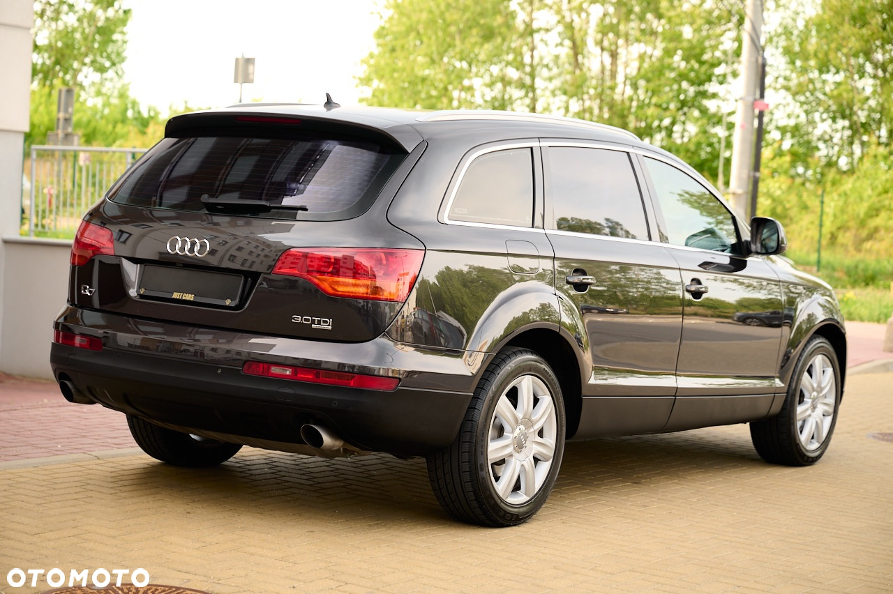 Audi Q7 3.0 TDI Quattro Tiptronic - 12
