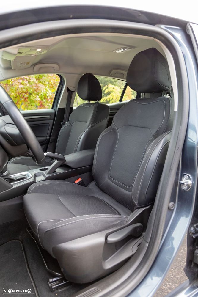 Renault Mégane 1.5 Blue dCi Intens EDC - 37