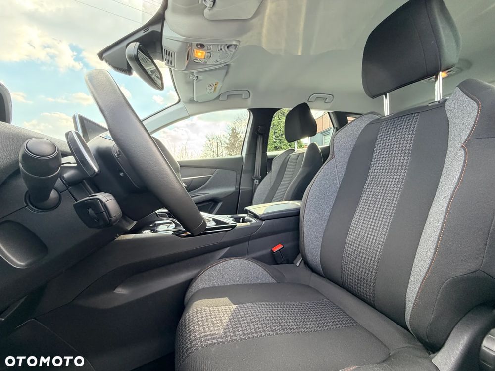 Peugeot 3008 1.5 BlueHDi Active Pack S&S EAT8 - 14