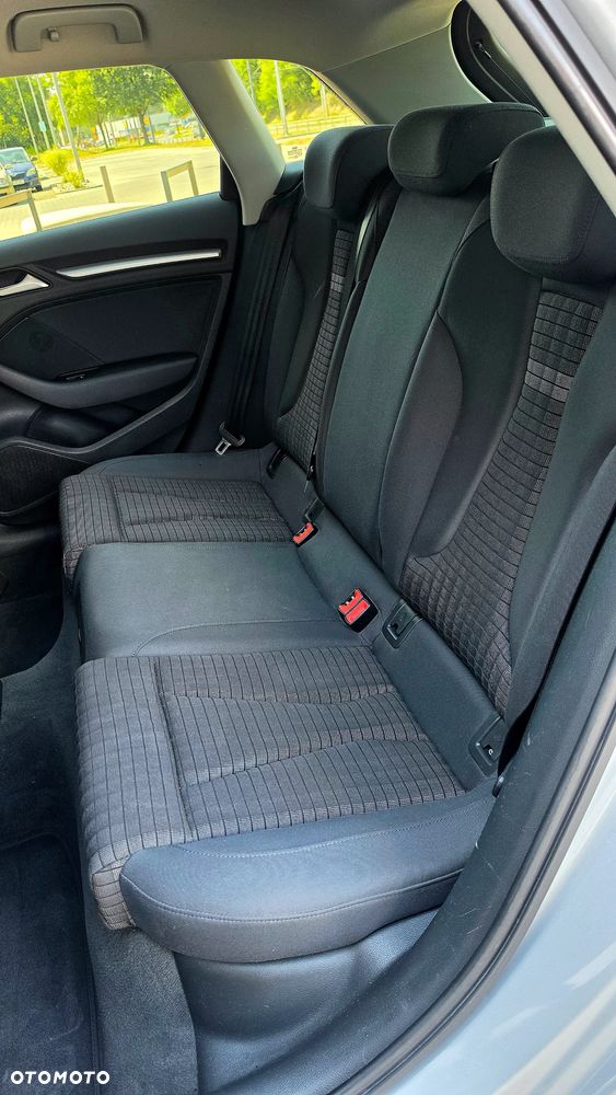 Audi A3 Sportback 2.0 TDI Ambition - 19