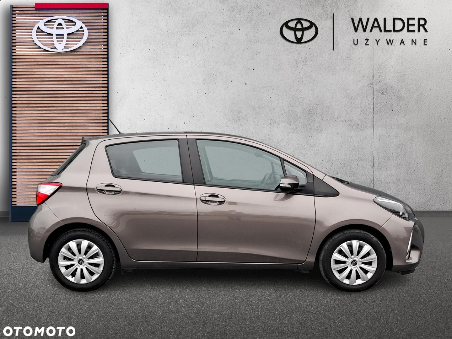 Toyota Yaris 1.5 Premium CVT - 6