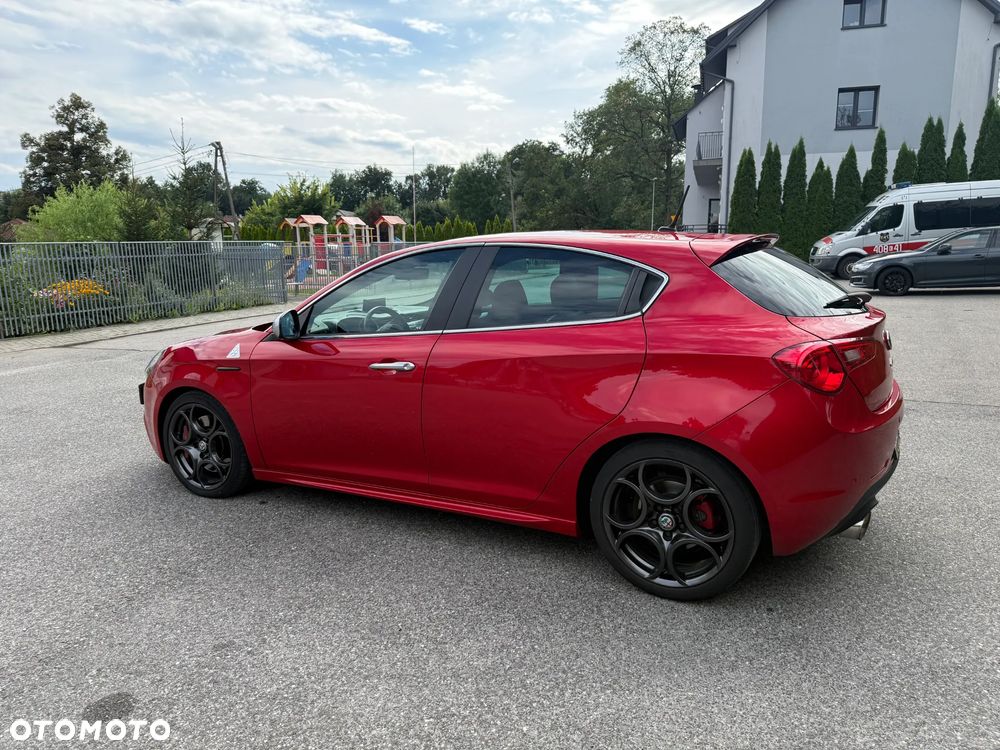 Alfa Romeo Giulietta 1750 TBi Quadrifoglio Verde - 5
