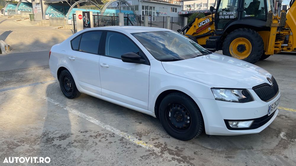 Skoda Octavia 1.6 TDI ACTIVE - 8