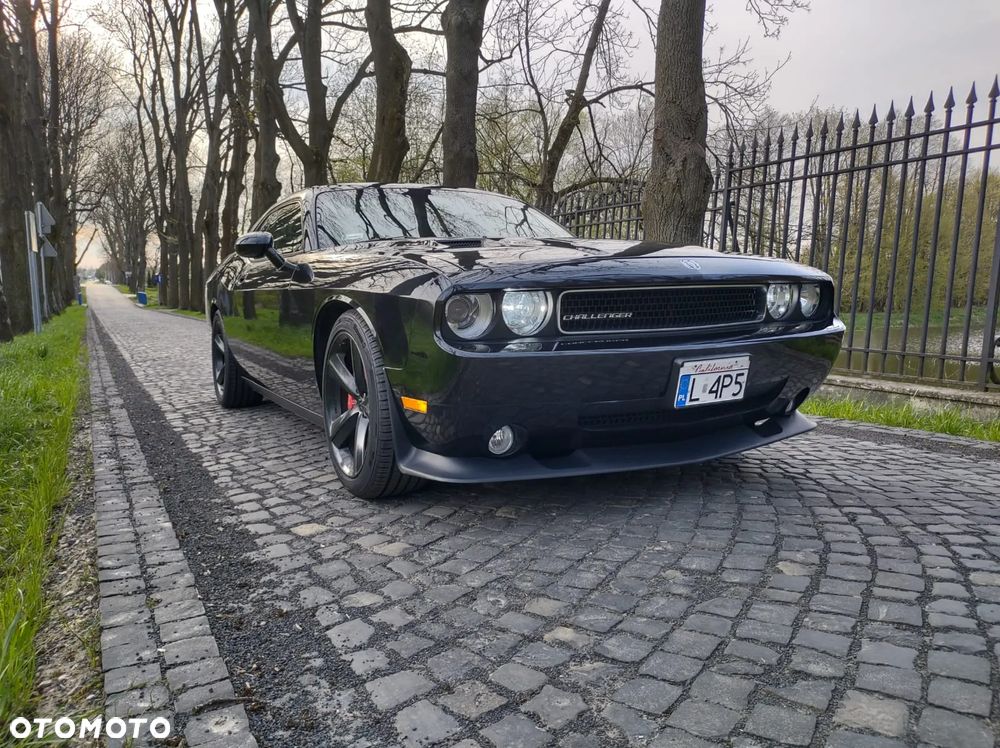 Dodge Challenger - 3