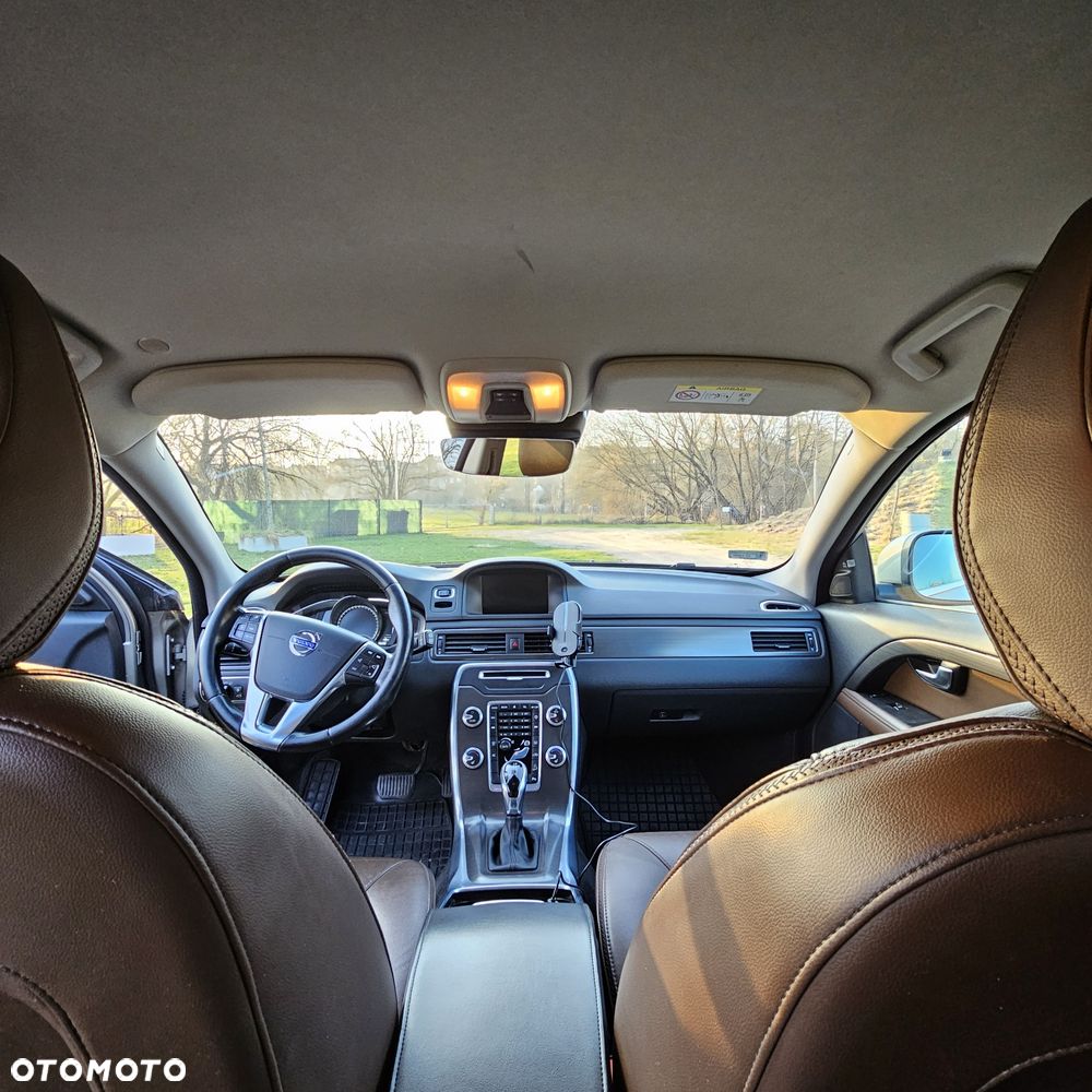 Volvo XC 70 - 13