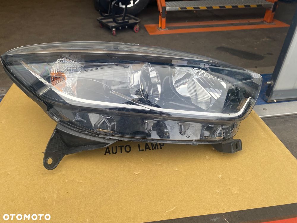 RENAULT Captur 1 I  13-19r kompletna LAMPA PRZEDNIA PRAWA REFLEKTOR PRAWY PRZÓD soczewka EUROPA  260102734R Wwa - 5