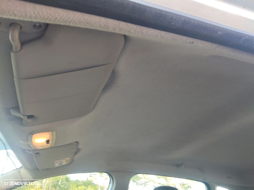 Ford Fiesta 1.4 Trend Durashift EST - 17