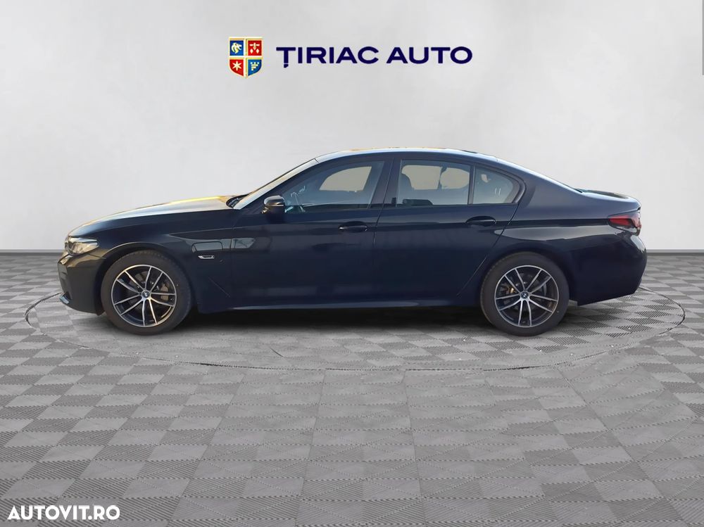 BMW Seria 5 530e Aut. M Sport Edition - 2