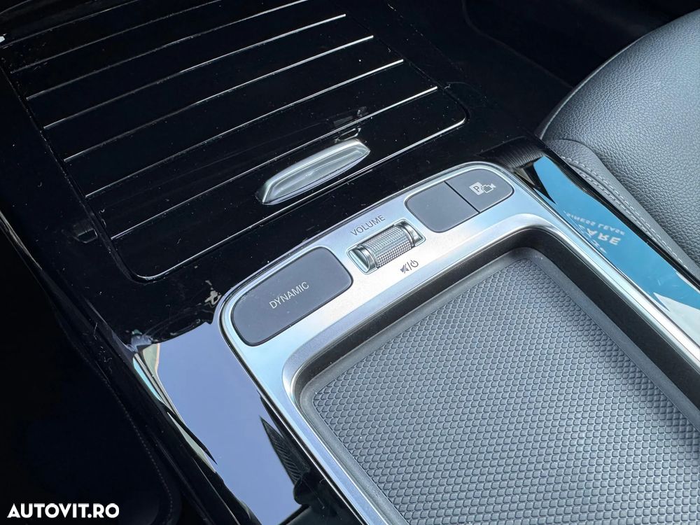 Mercedes-Benz A 180 d Sedan 8G-DCT - 11