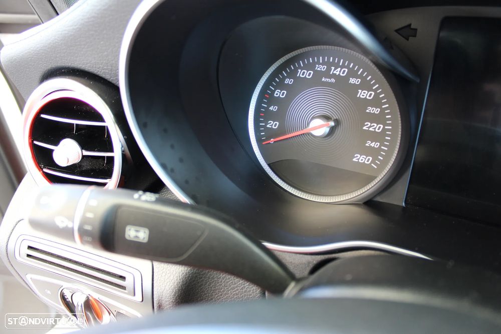 Mercedes-Benz C 200 d AMG Line - 16