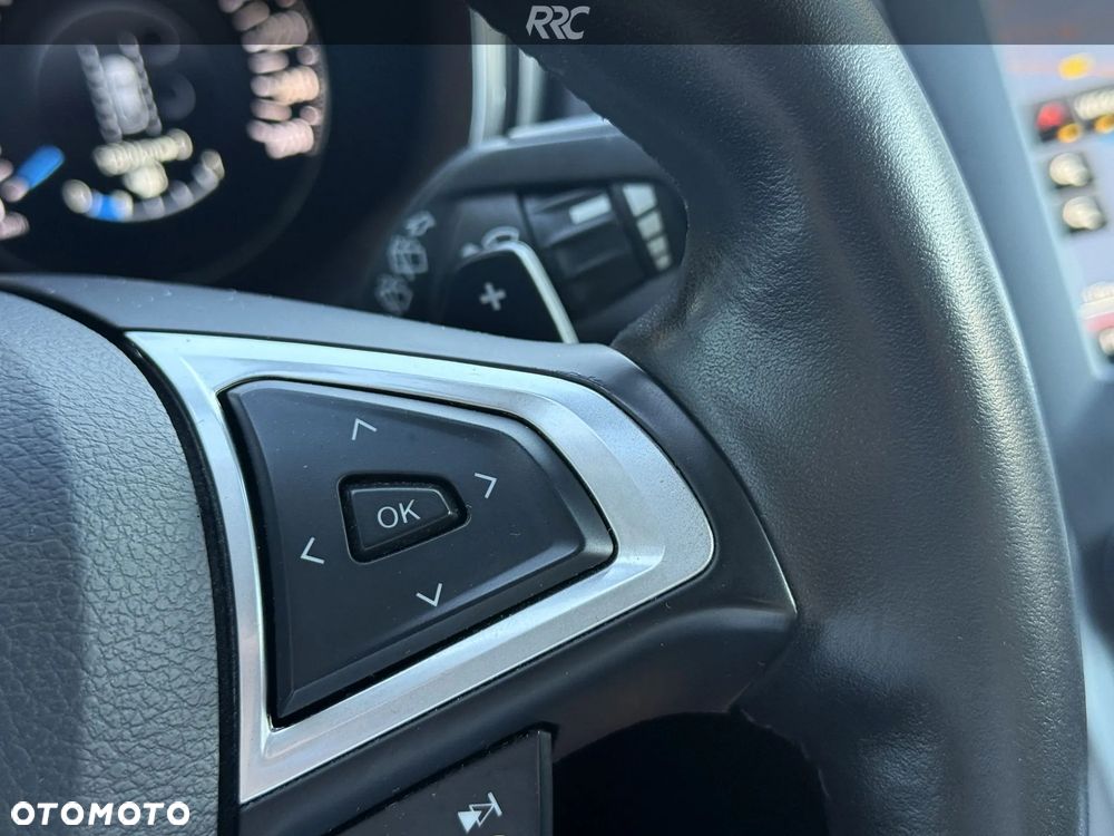 Ford Mondeo 2.0 TDCi Titanium PowerShift - 29