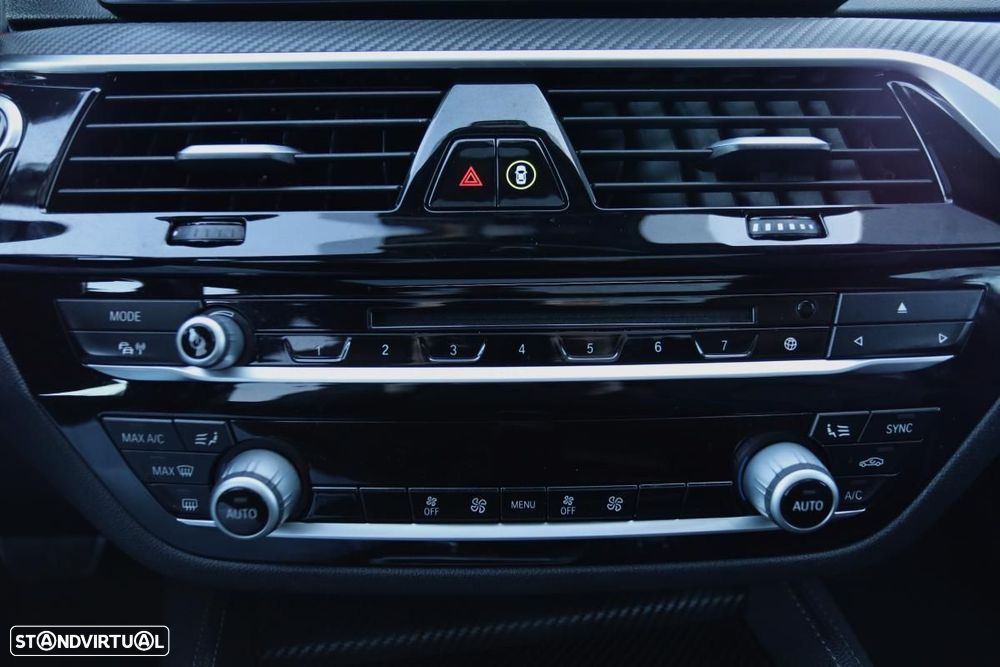 BMW 520 d Pack M Auto - 13