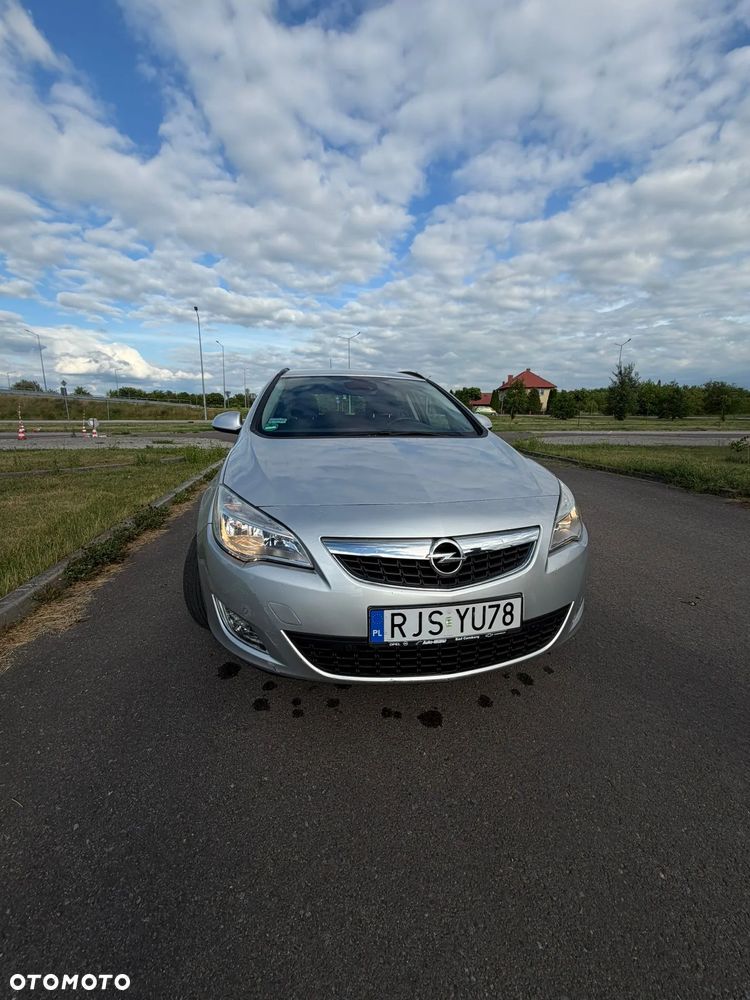 Opel Astra 1.4 T Cosmo - 2