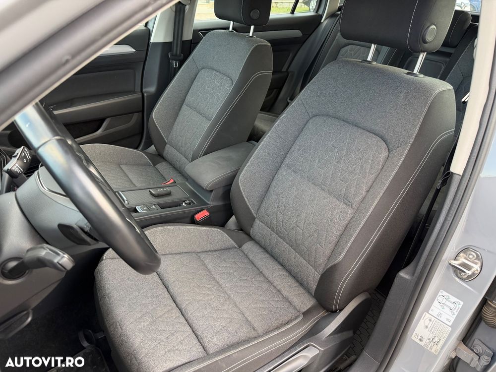 Volkswagen Passat 2.0 TDI DSG Comfortline - 13