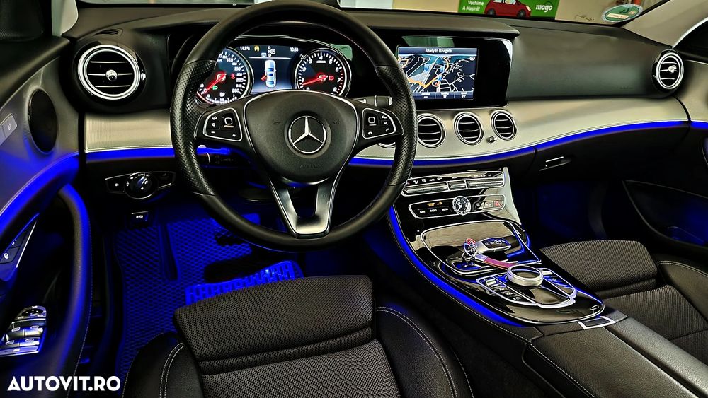 Mercedes-Benz E 200 9G-TRONIC Exclusive - 23
