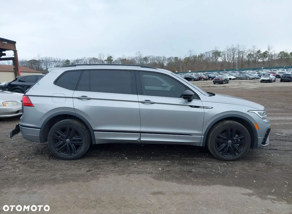 Volkswagen Tiguan - 8