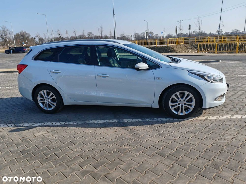 Kia Ceed - 3