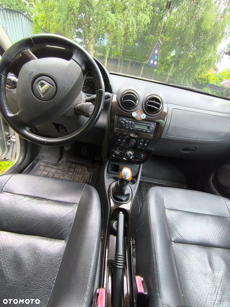 Dacia Duster 1.6 - 12