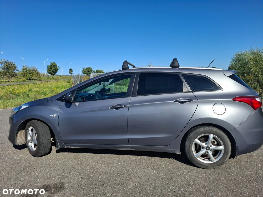 Hyundai i30 1.6 CRDi Classic + - 18