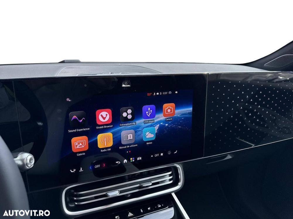 Mercedes-Benz CLA - 17