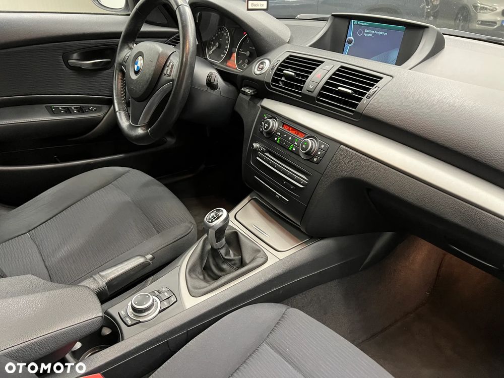 BMW Seria 1 118d - 40