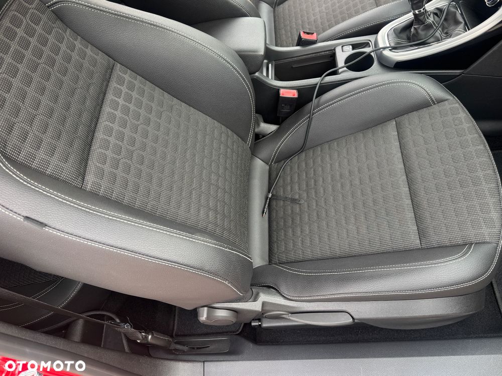 Opel Astra 1.4 Turbo Innovation - 14