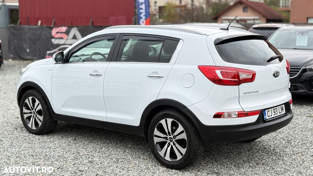 Kia Sportage 2.0 DSL MT 4x4 STYLE - 32