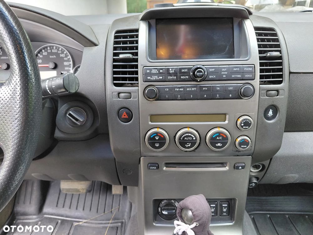 Nissan Pathfinder 2.5 DCi Elegance + - 15