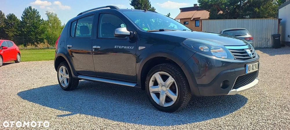 Dacia Sandero Stepway 1.6 - 4