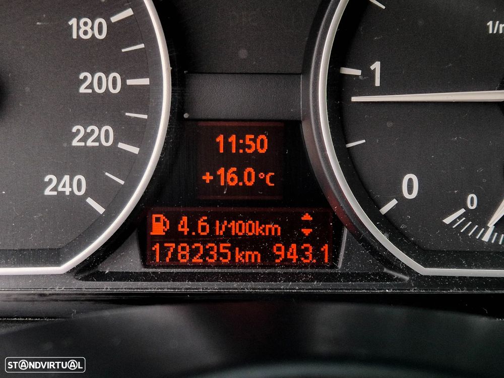 BMW 116 d Line Sport - 19