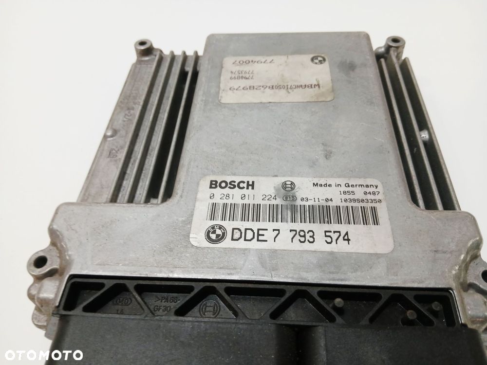 KOMPUTER STEROWNIK SILNIKA BMW E60 E61 525D 530D 7793574 (0006235) - 2