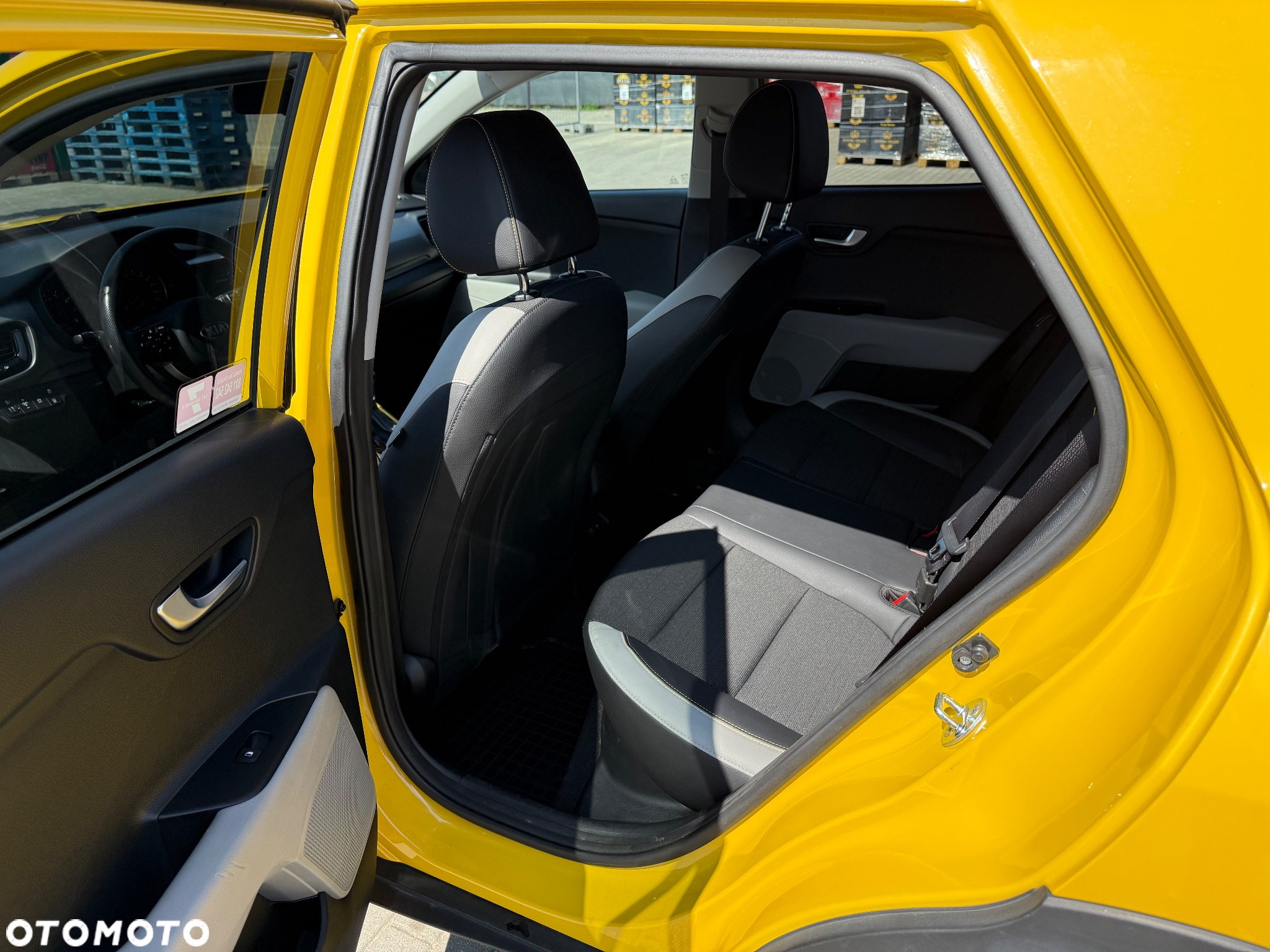 Kia Stonic 1.0 T-GDI MHEV L Business Line DCT - 12