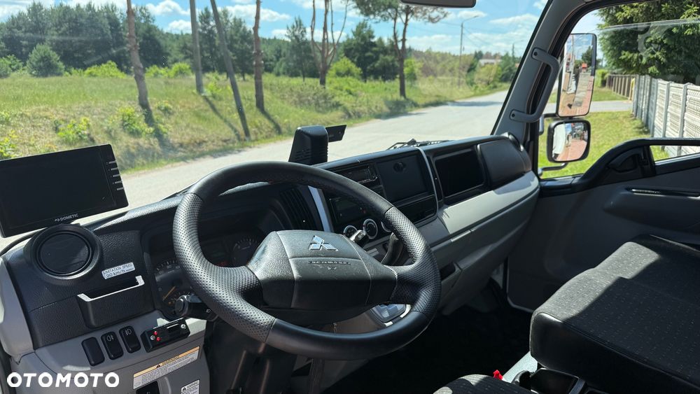 Mitsubishi Fuso Canter - 9