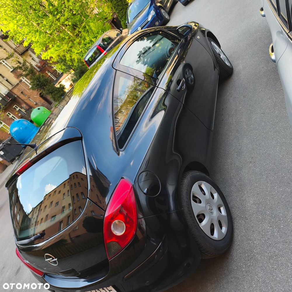 Opel Corsa - 2