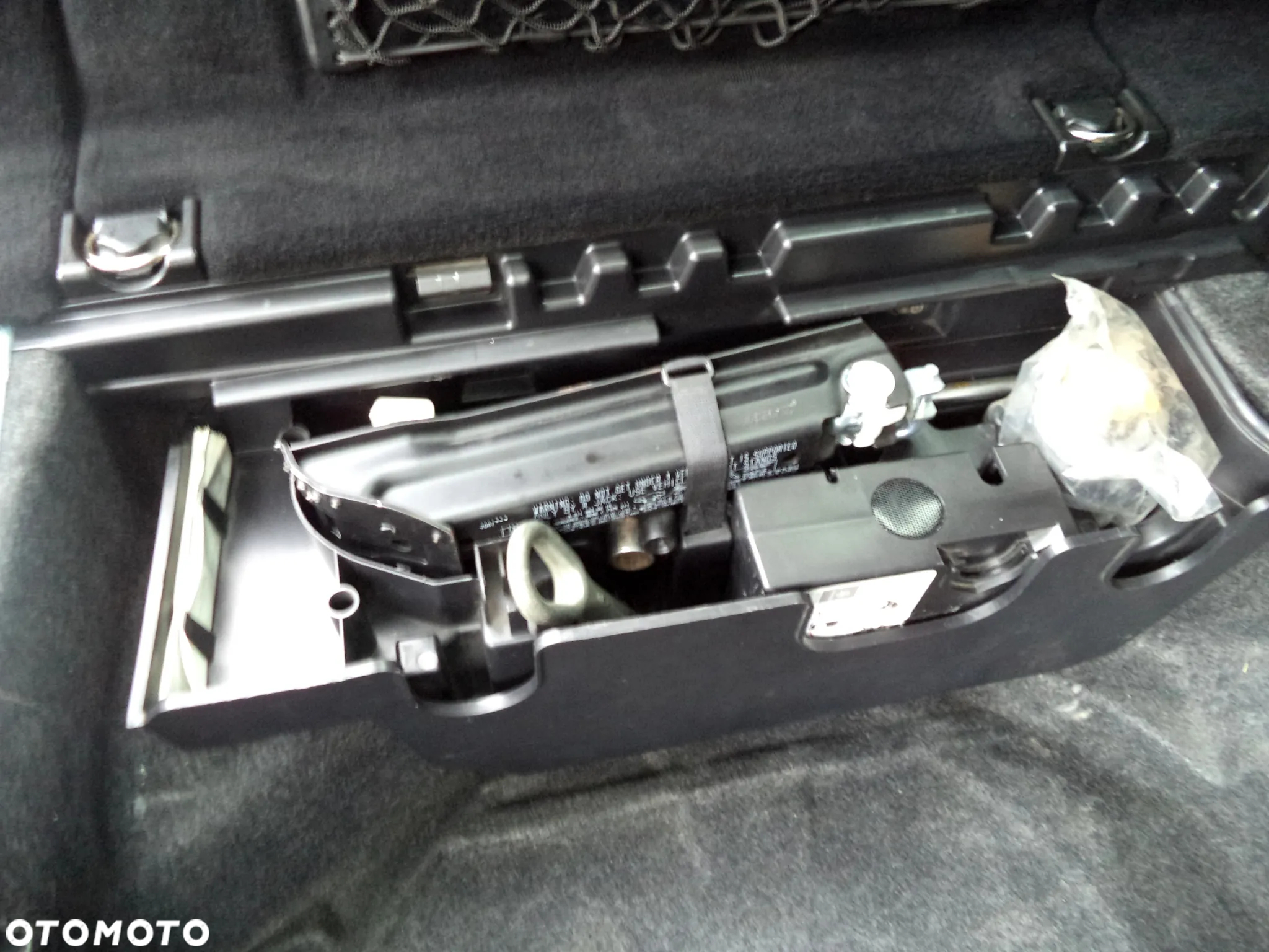Mercedes-Benz Klasa E 350 T CDI DPF 4Matic BlueEFFICIENCY 7G-TRONIC Avantgarde - 34