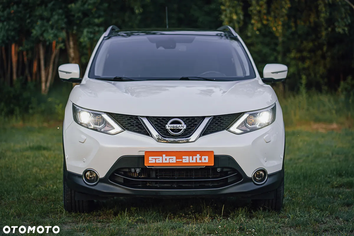Nissan Qashqai 1.6 dCi DPF 4x4 Start/Stop 360 - 2