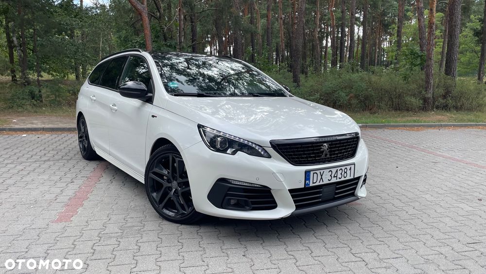Peugeot 308 - 1